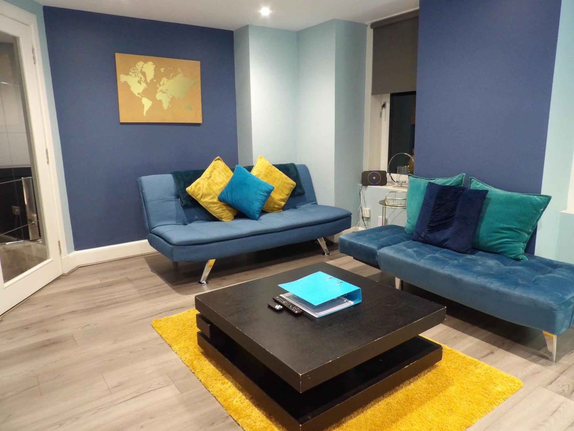 Lovely 3 Bedroom With Private Garden In Centre Edinburgh