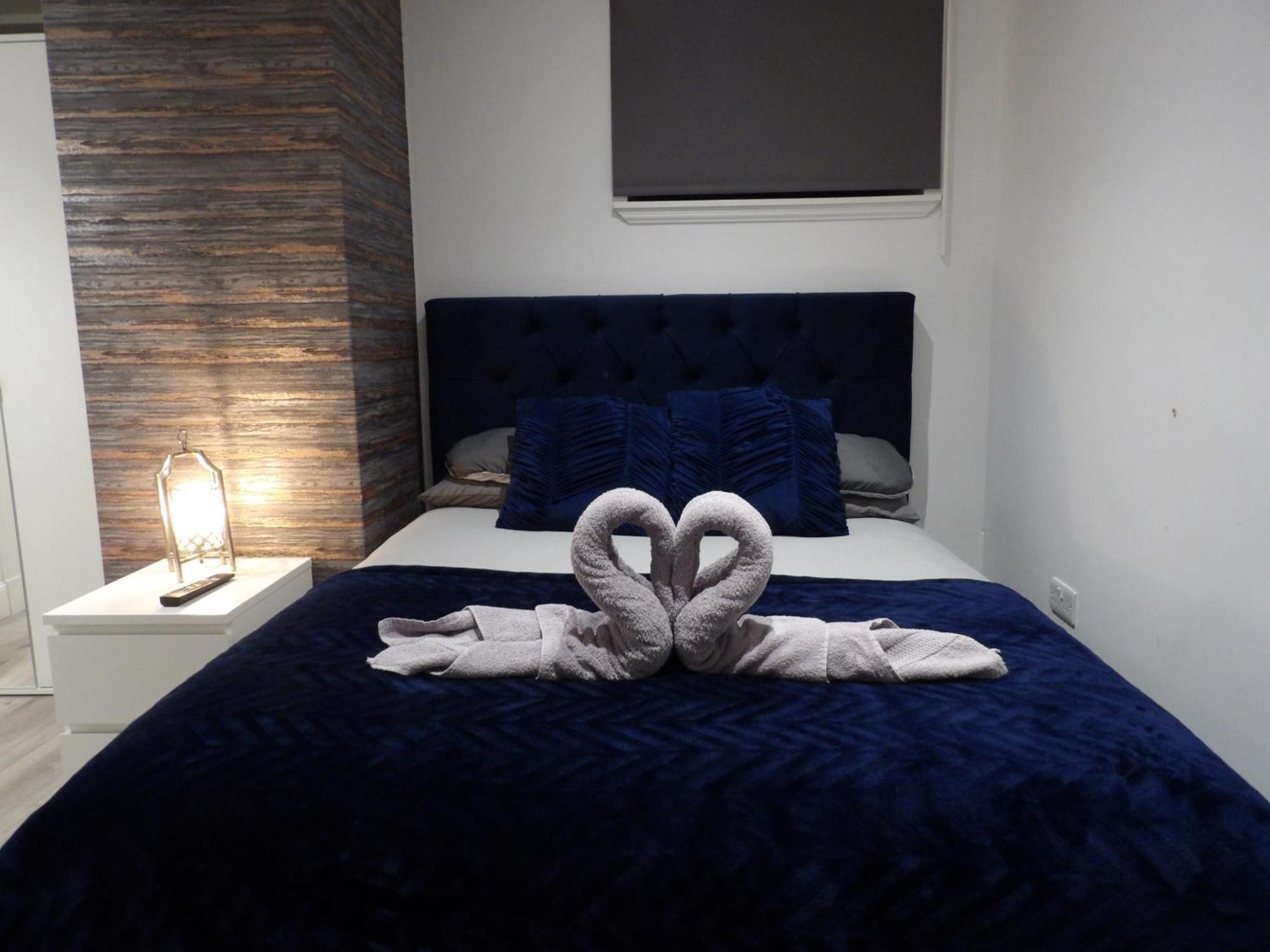 Apartment Lovely 3 Bedroom With Private Garden In Centre *