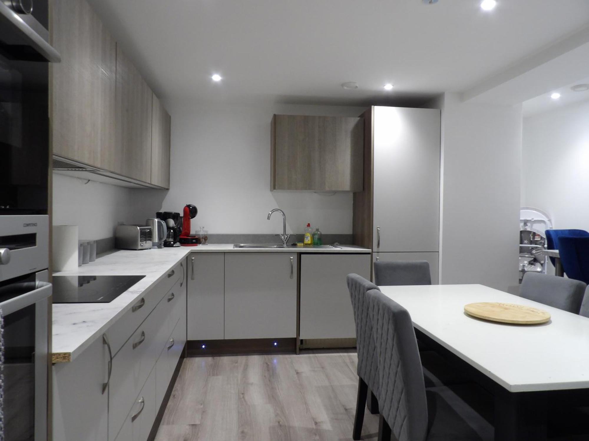 Lovely 3 Bedroom With Private Garden In Centre Apartment Edinburgh